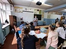 «Витя Малеев в школе и дома». -Громкое чтение