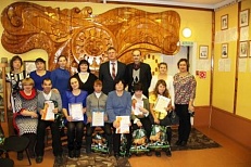 выставки работ декоративно-прикладного творчества людей с ограниченными возможностями. 