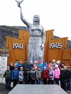 «30 лет со дня открытия Мемориала в честь воинов - мамчан, погибших в годы Великой Отечественной войне 1941-1945г.г.»