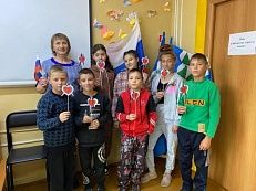"Мы флагом России гордимся" - Мастер-класс