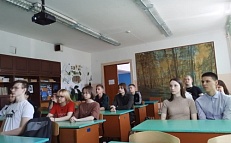 "Песни в солдатской шинели" - литературно-музыкальная композиция