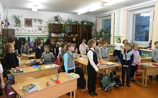 "Кто всё знает про новый год" (интерактивная викторина)