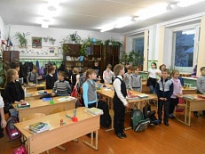 "Кто всё знает про новый год" (интерактивная викторина)