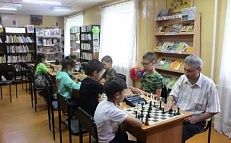Шахматный турнир в библиотеке