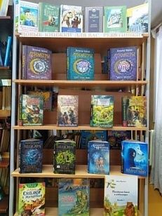 выставка «Новые книжки для вас, ребятишки» - Книжная выставка